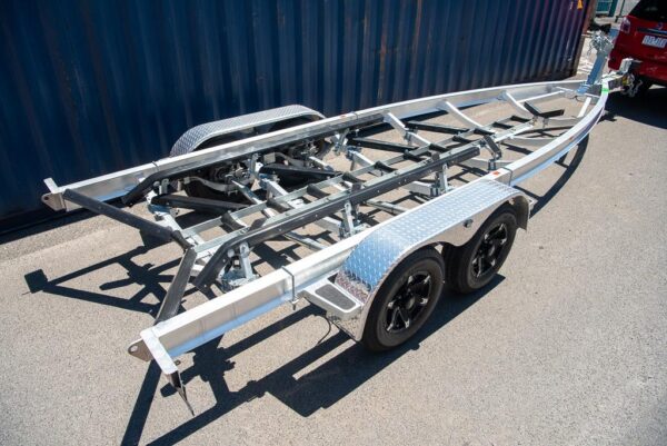 POLYCRAFT HULL SERIES TRAILER